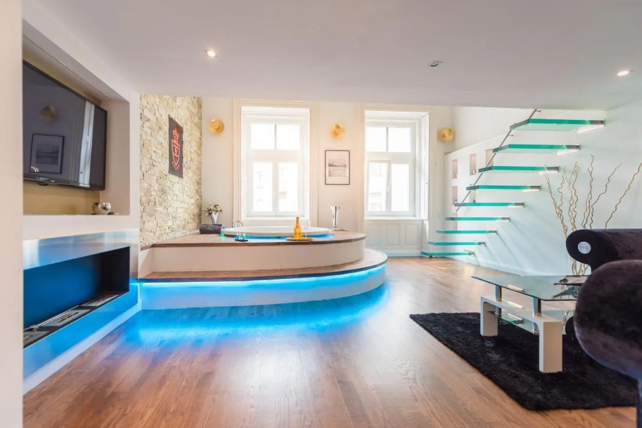 Enzo Capo Jacuzzi Andrassy Apartment Budapest 0*,